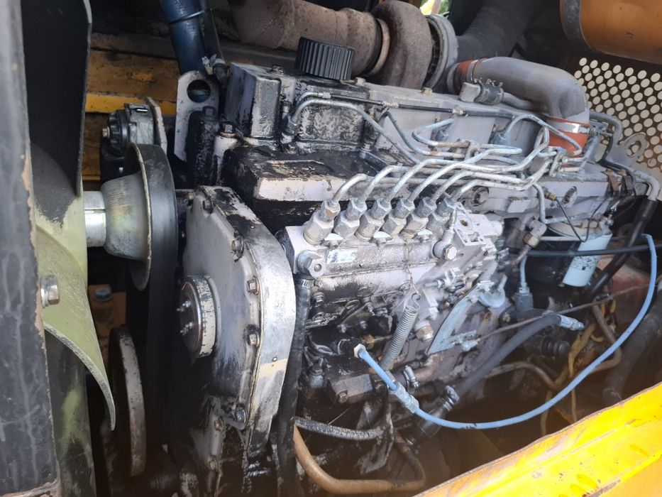 Silnik Cummins 6CT8.3  127KW  turbo 6 cylindrowy z osprzętem Case