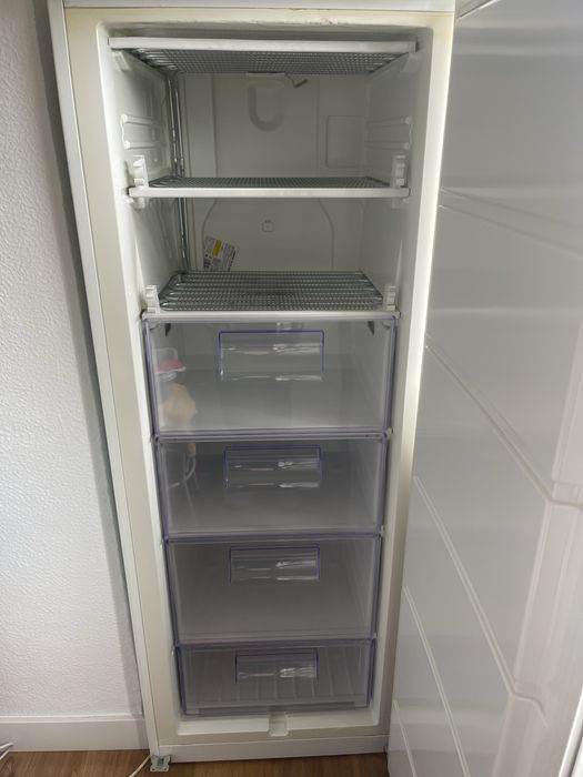 Arca congeladora vertical