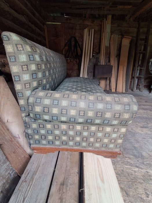 Диван софа старовиний