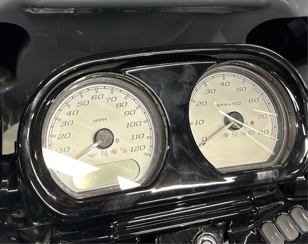 Приборы Harley-Davidson