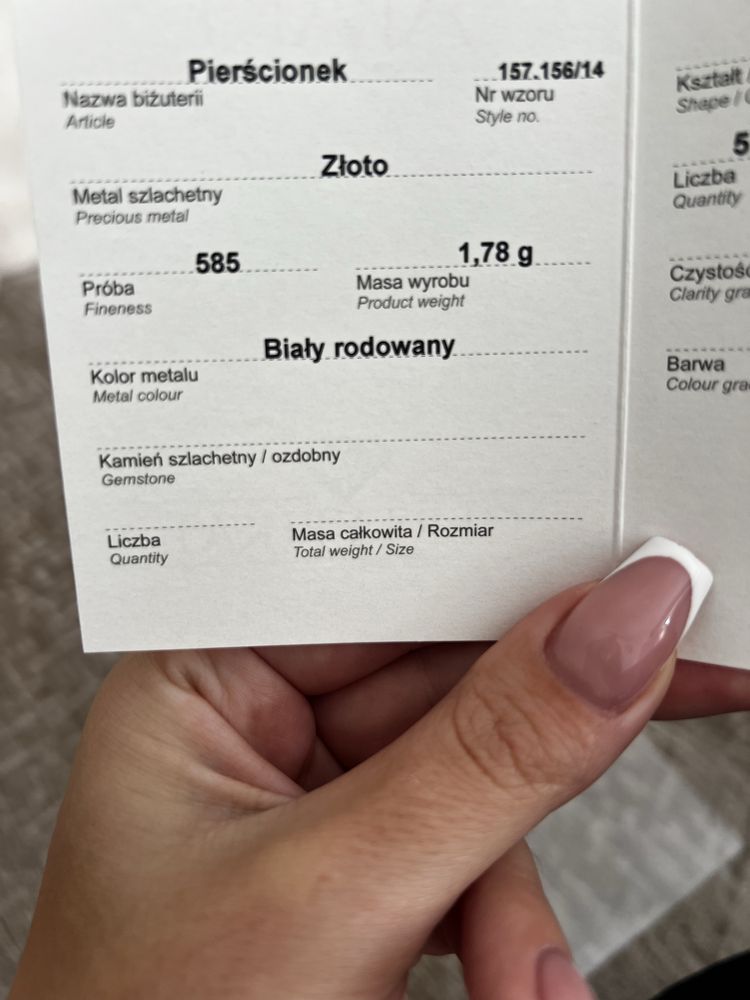 Pierścionek zaręczynowy 14