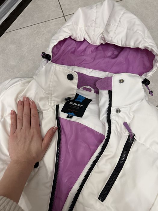 Продам жвночу лижну куртку