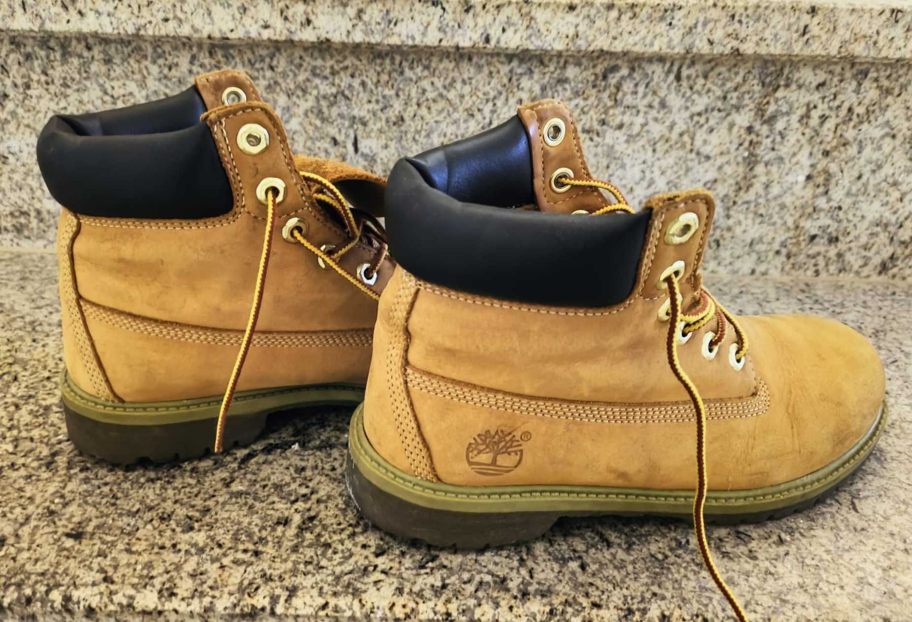 Botas amarelas Timberland