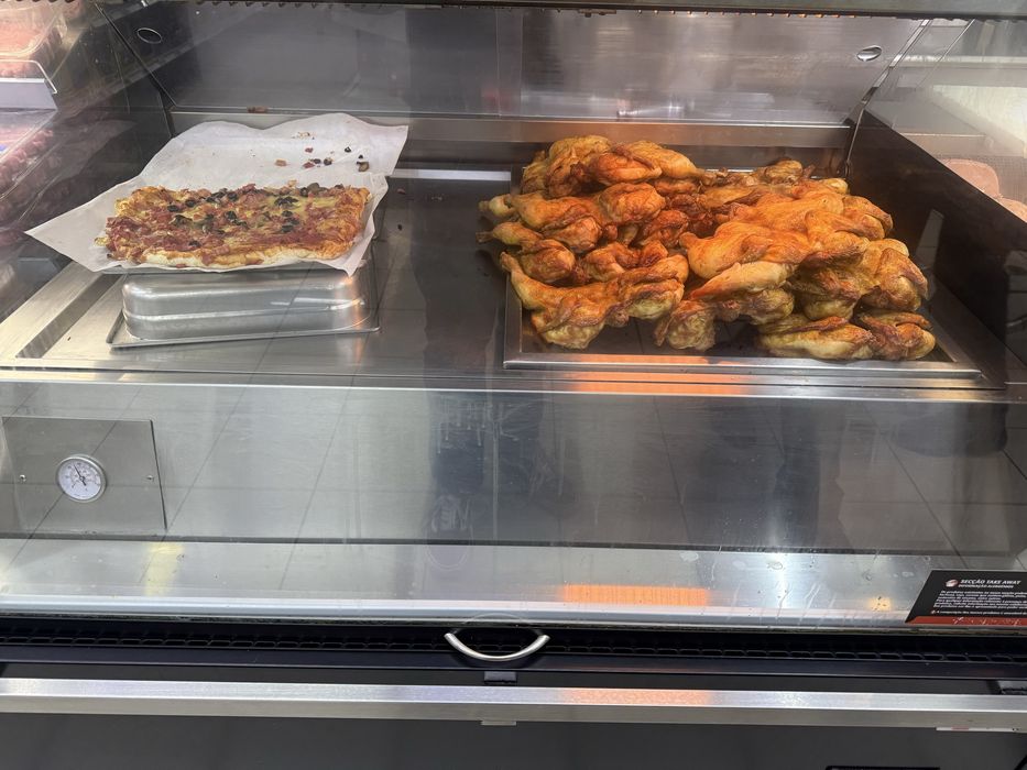 Vitrine alimentos quentes como nova