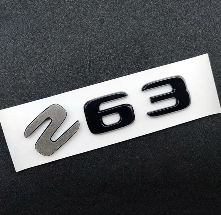 Шильдик S63 на кришку багажника надпис
