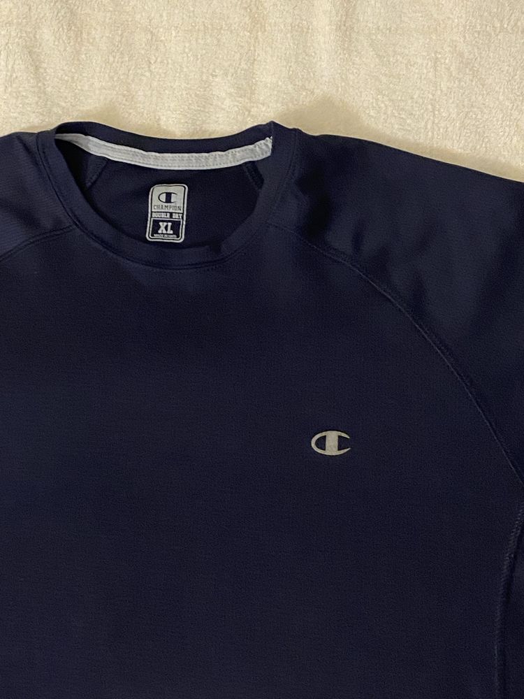 Огромная футболка Champion double dry