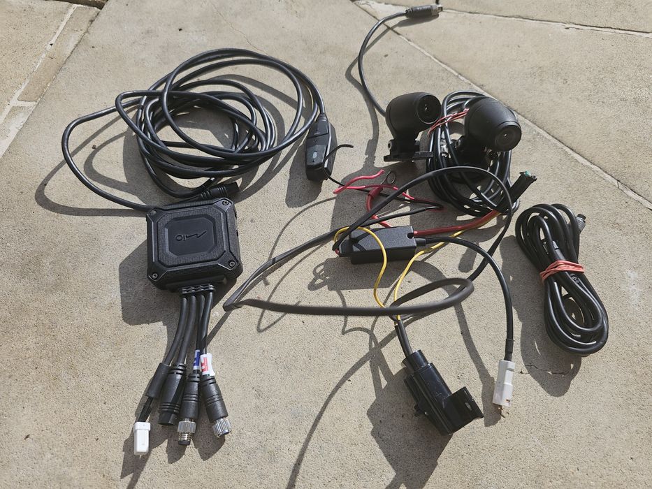 Wideorejestrator  motocyklowy podwójna kamera MiVue M760D