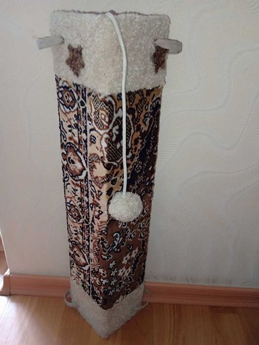 Угловая когтеточка. Кутова кігтеточка. Дряпка. Царапка.