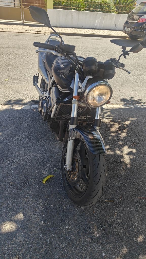 Honda hornet cb900f