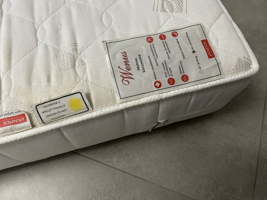 Dwa materace w swietnym stanie