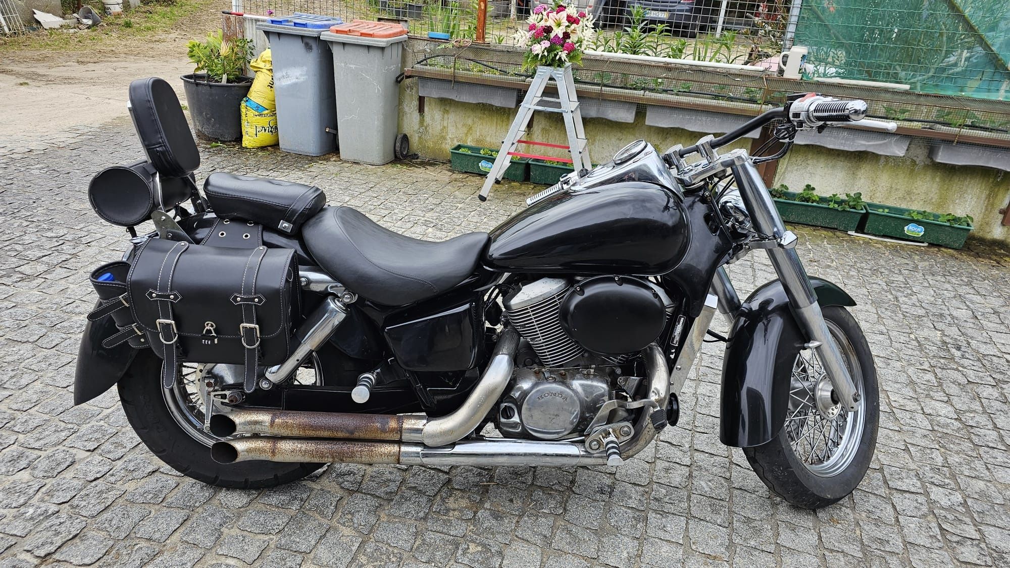 Honda Shadow vt750