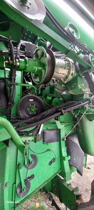 Комбайн John Deere 9560I STS