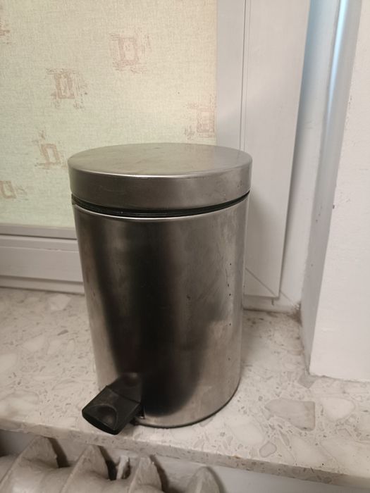 Kosz na śmieci stan dobry