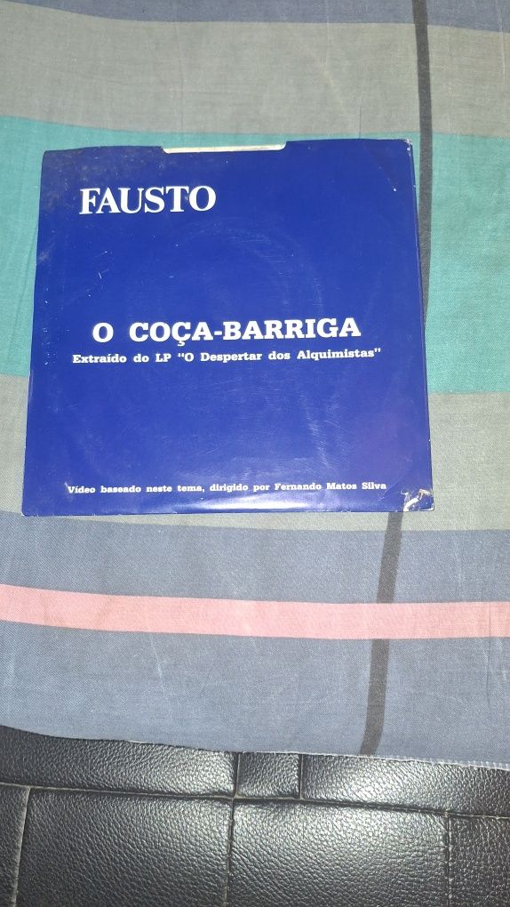 Fausto coça a barriga single promocional