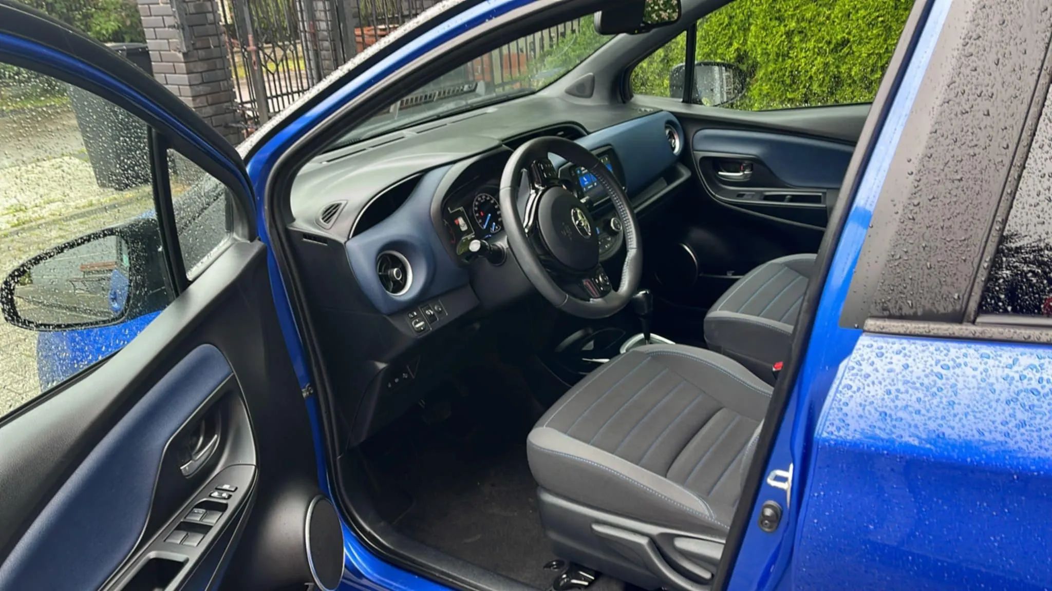 Toyota Yaris TOYOTA YARIS 2019 BEZ PCC niski przebieg 1 właściciel AUTOMAT