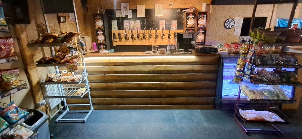 Барна стійка. Дерево