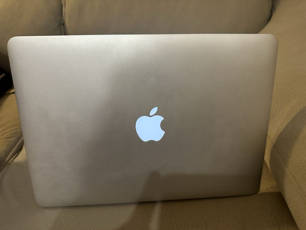 Portatil Macbook air 2015