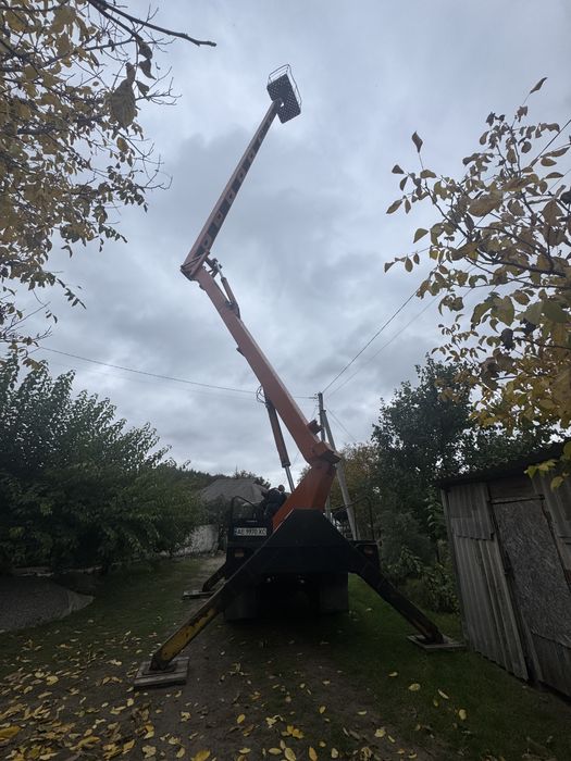 Продам автовишку в чудовому технічному стані.