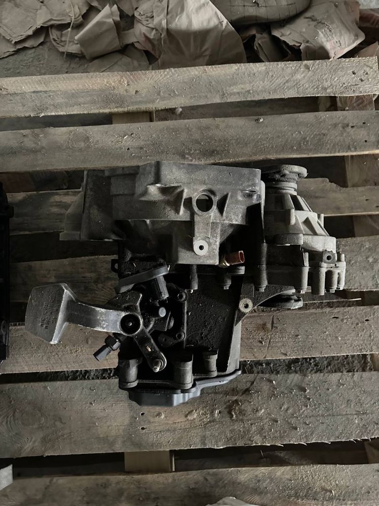 Механічна коробка передач Skoda Oktavia A5 1.6 tdi 5-ти ступка