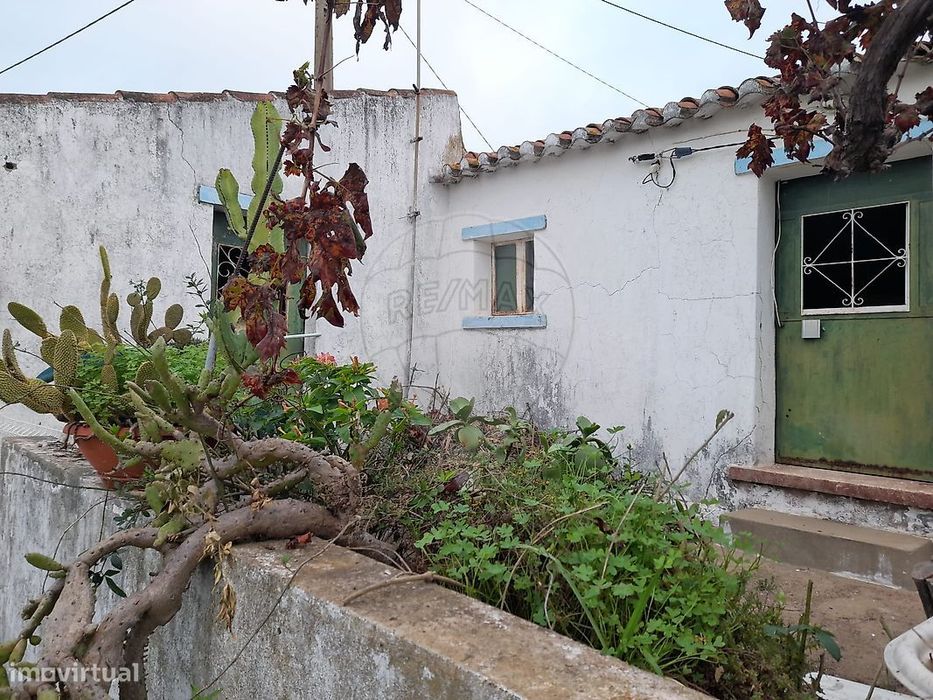 Moradia T2 para venda