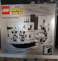 Lego Mickey Mousse Steamboat Willie 21317
Novo 
Selado 
Como nas fotos