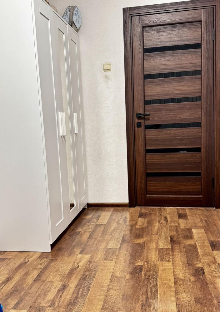 Продам 2 комнатную квартиру, Обухов , ул Лермонтова 22!