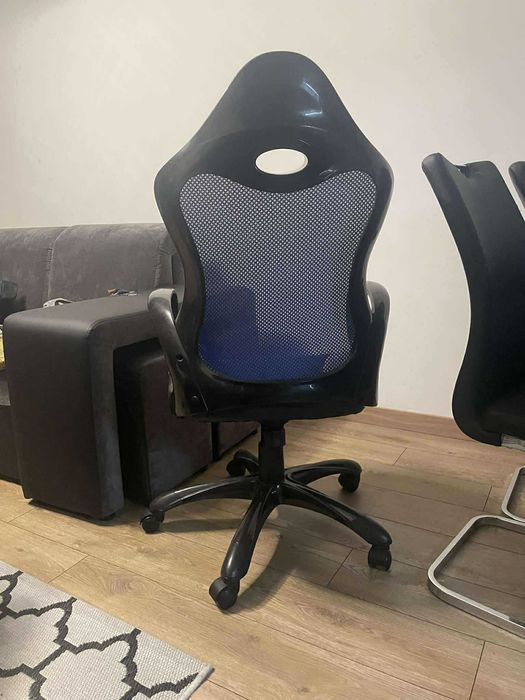 Fotel gamingowy niebiesko czarny