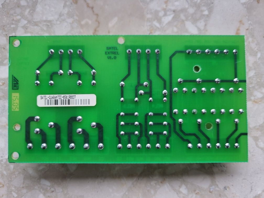 Satel MP-1 moduł przekaźników