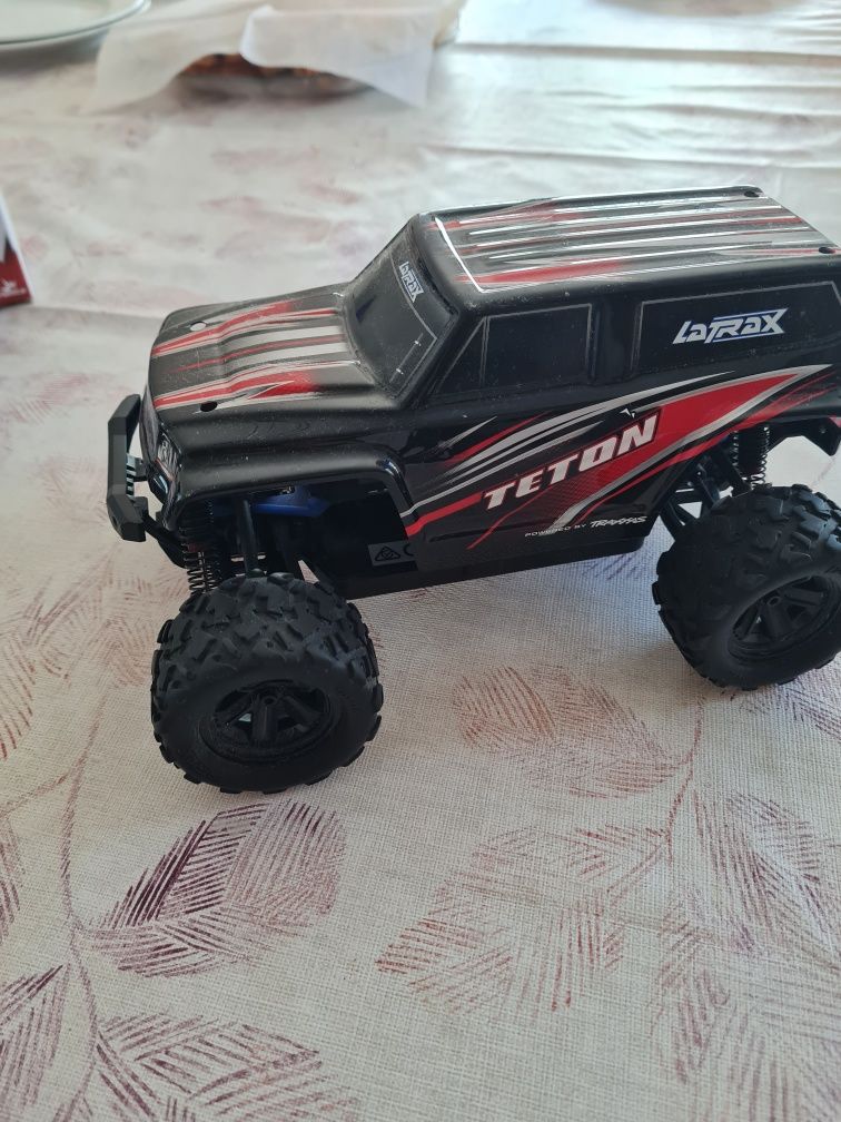 Carro rc Latrax teton 1/18 Scale 4WD truck