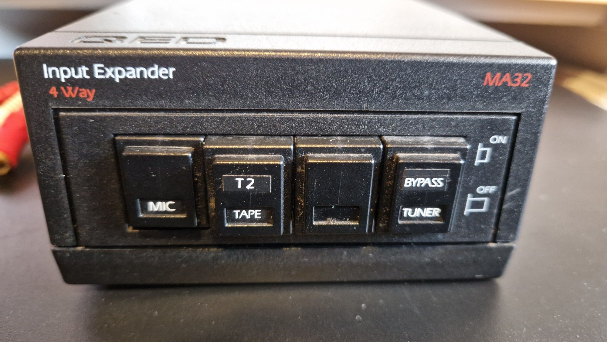 Expansor de entradas QED MA32 (INPUT EXPANDER)