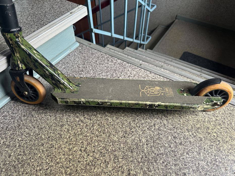 Hulajnoga firmy neco slamm scoter