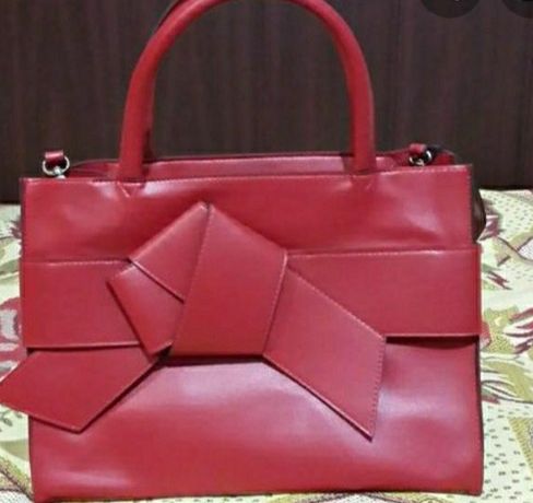 Красная сумка сумочка