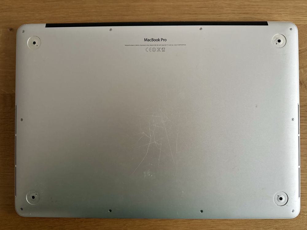 Apple MacBook Pro (Retina, 15-calowy, model A1398) + pudełko/zasilacz