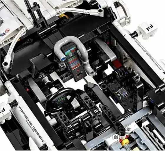 Конструктор Porsche 911 з 1631 деталей схожий на Lego