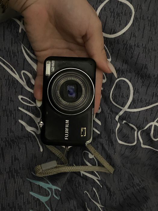 продам фотоапарат гарний стан!!