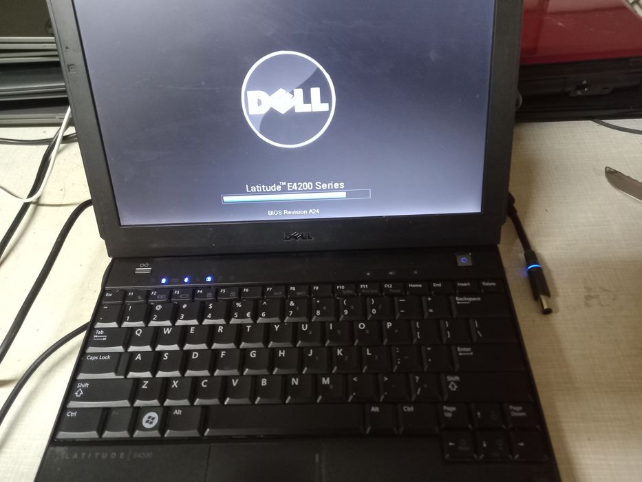 Dell e 4200 sprawny