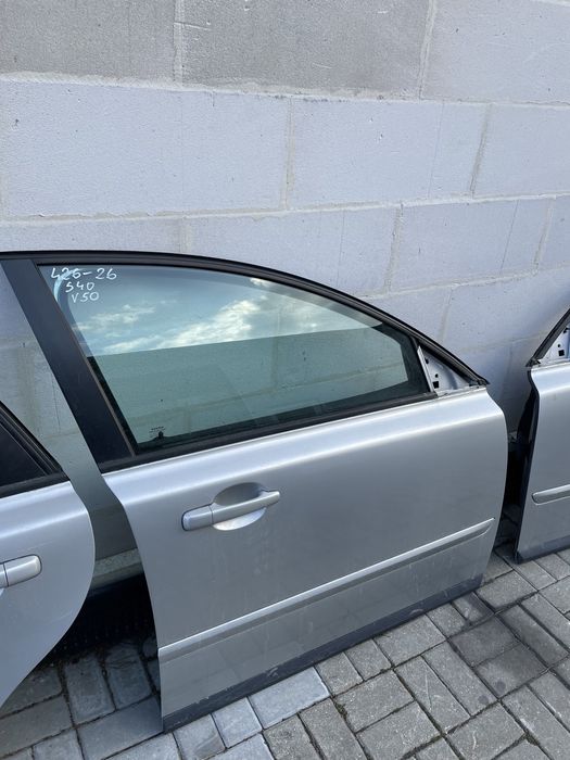 Drzwi prawy przód Volvo V50 S40 II 426-26