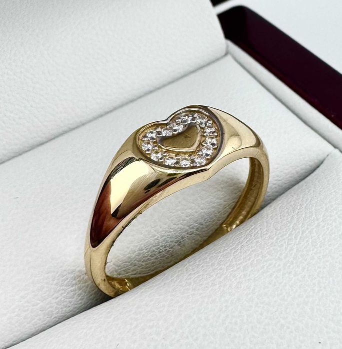Złoty pierścionek z serduszkiem 2,42g 585 14K R. 18