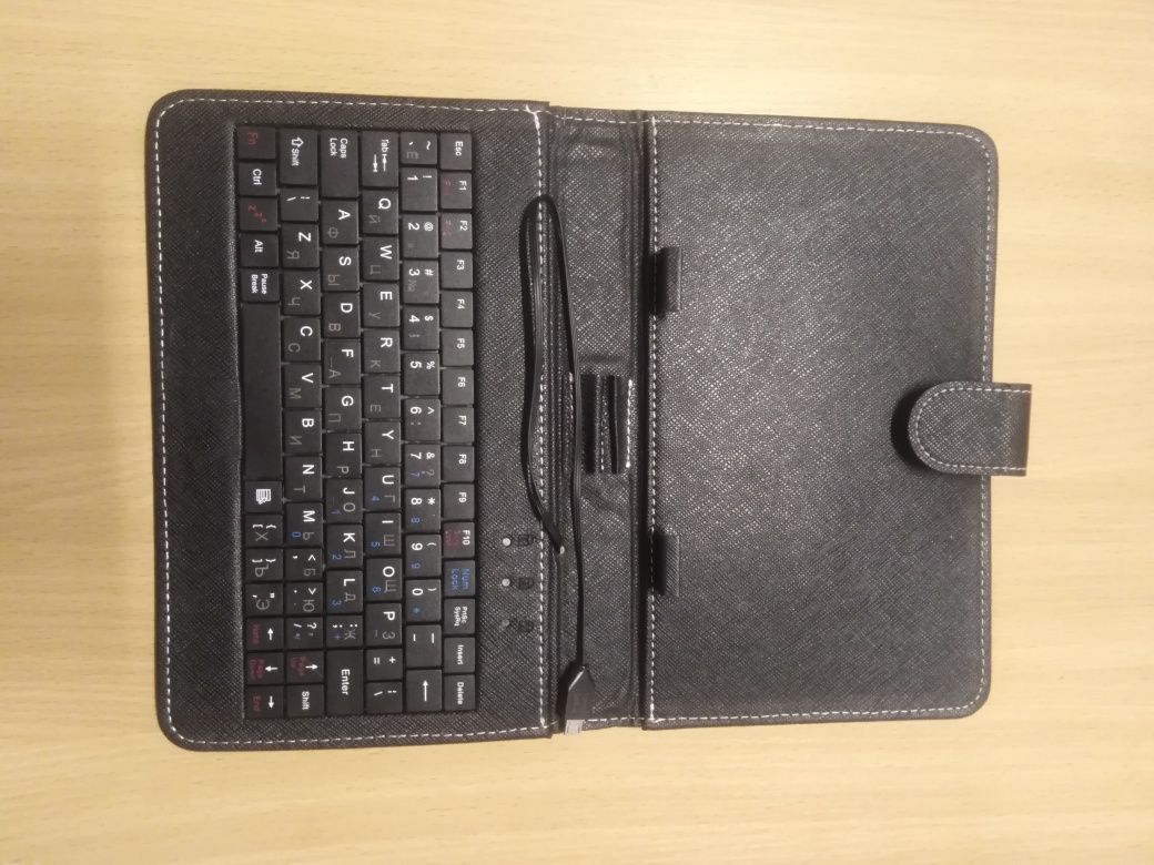 Нова!!! Чехол-клавіатура(клавиатура) для планшета та електронних книг.