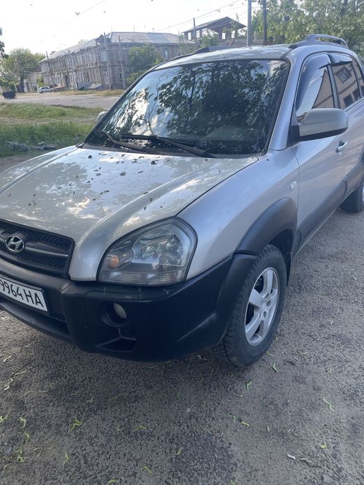 Hyundai tucson .