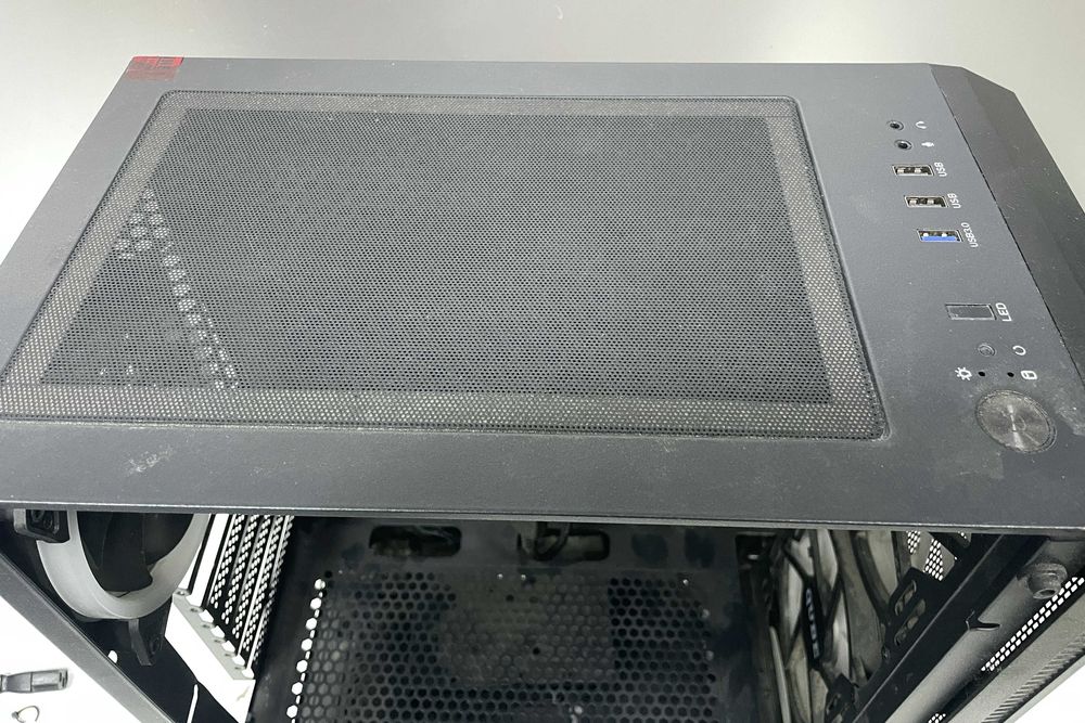 Корпус для компьютера игровой QUBE NEPTUNE QB07N RGB Стекло