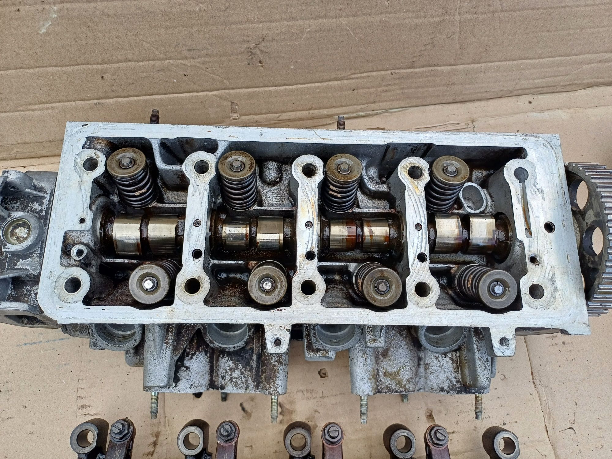 ГБЦ головка блоку циліндрів Citroen Peugeot 1.4 8V KDY 9610923210