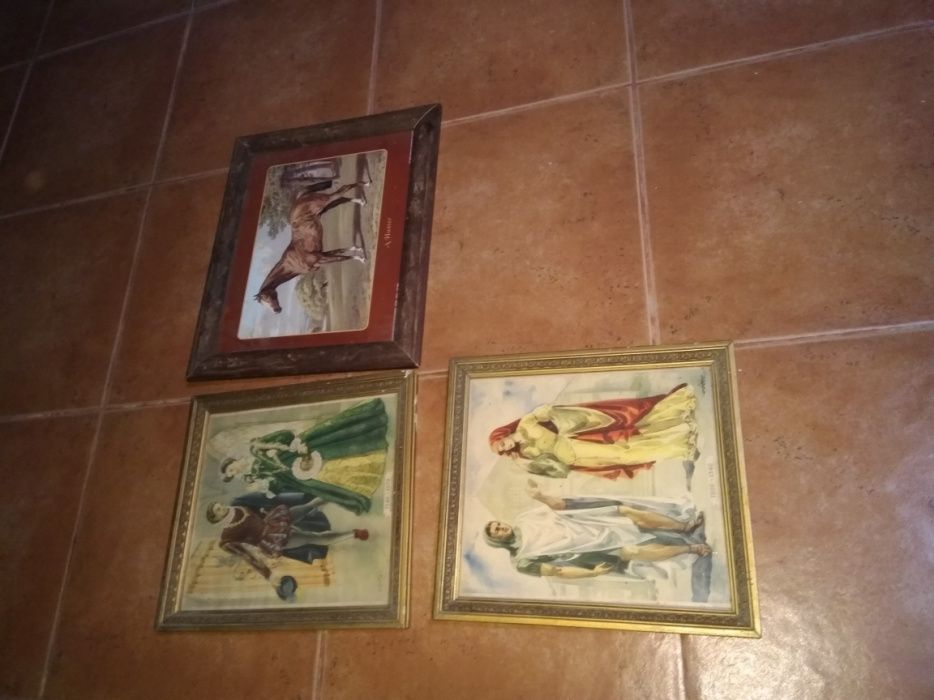 Vendo quadros antigos vários