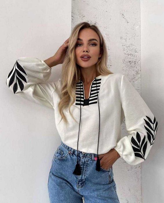 Вишиті сорочки блузи жіночі рубашки національний одяг Вишиванка