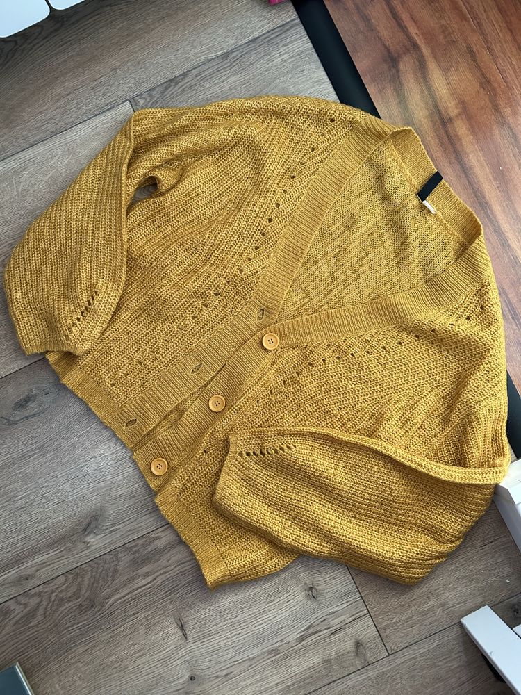 Musztardowy sweter H&M 36 ażurowy