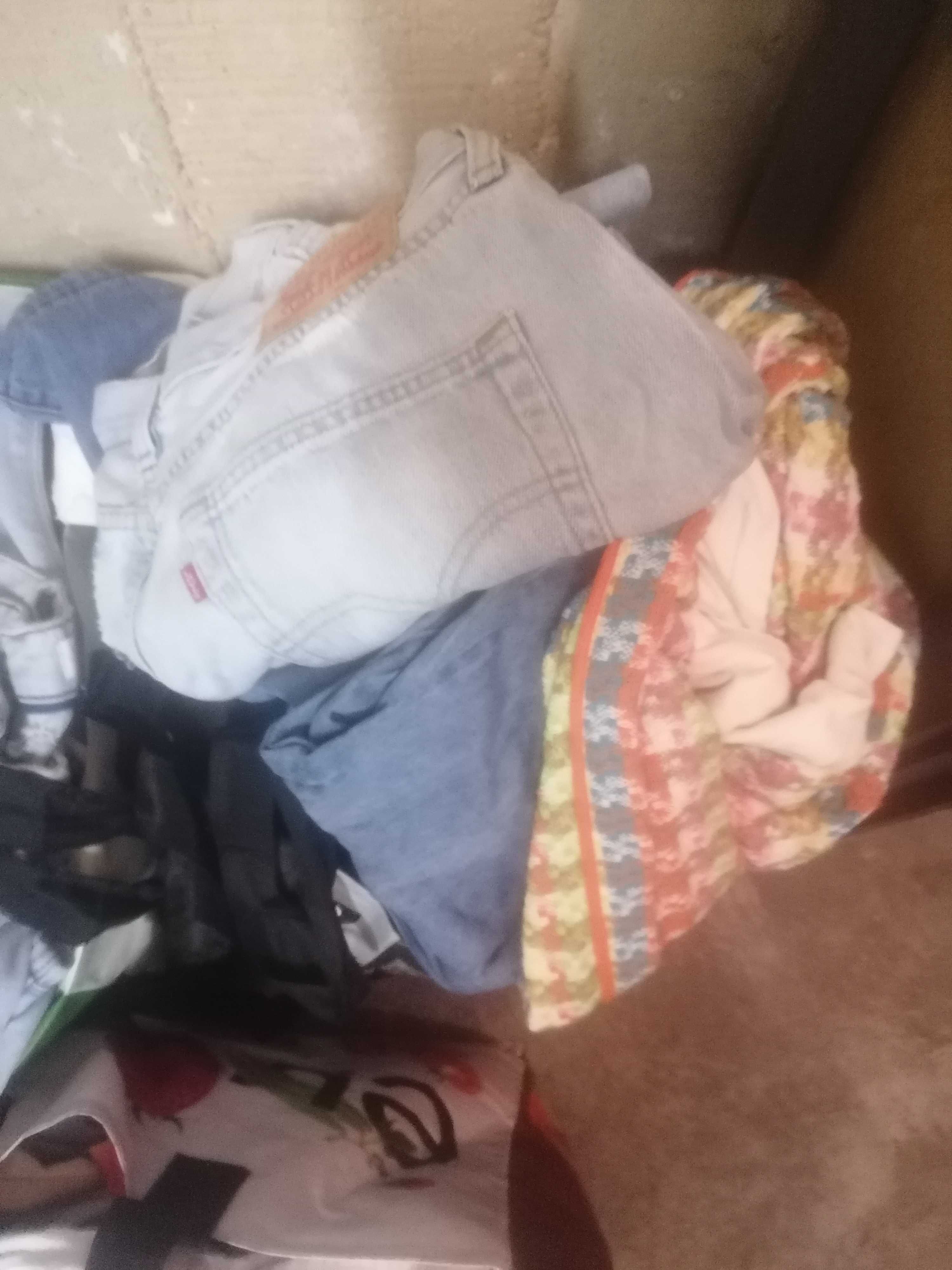 Lote de Roupa Diversa