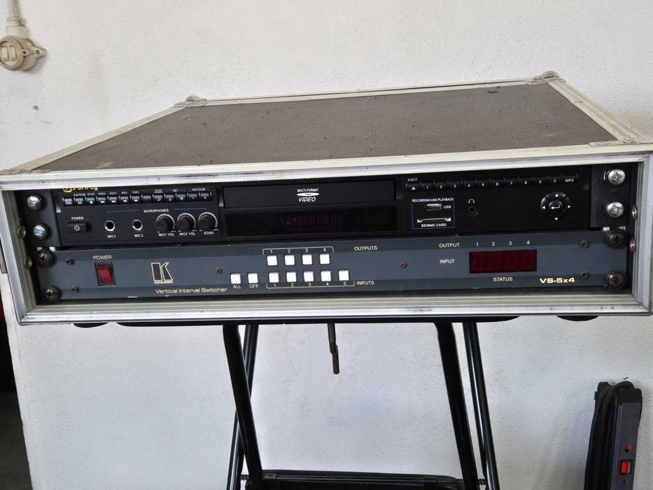 Leitor de Karaoke SUNFLY - DVD, CDG e Diuscis Multiplex