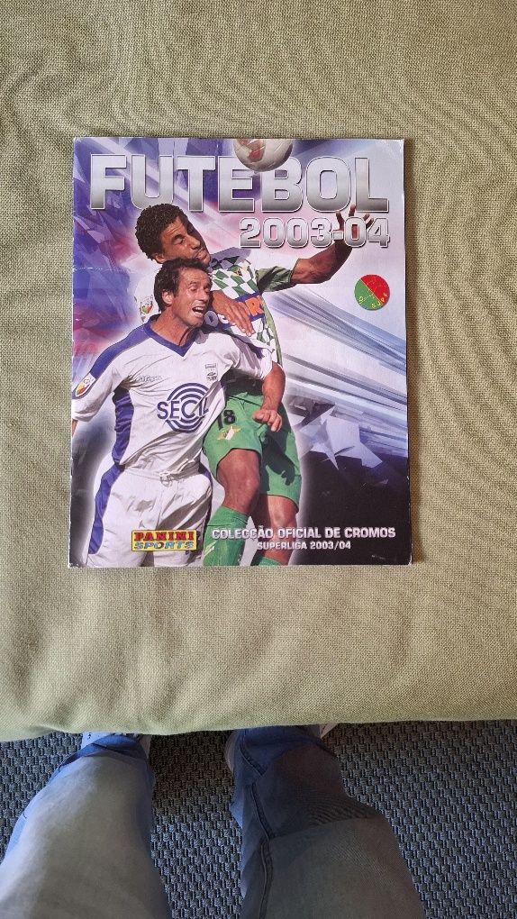 Caderneta de futebol 2003-04 completa