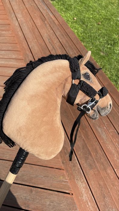 Hobby horse zabawka - koń na patyku