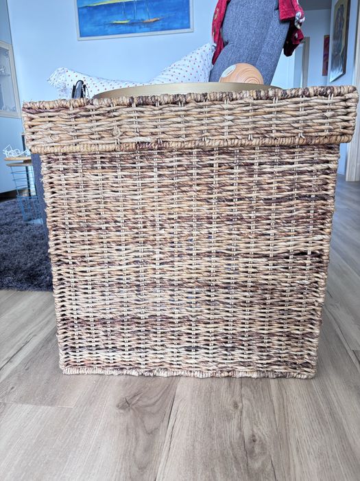 Cesto/mesa de apoio 54*54 cm. Excelente qualidade